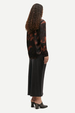 Cargar imagen en el visor de la galería, Camisa Estampada marron