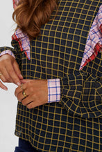 Cargar imagen en el visor de la galería, Blusa cuadros